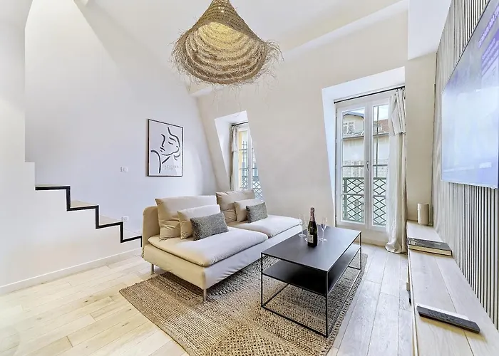Hyper Centre-Duplex De Charme- Luxe-Clim Reversible- 10Mn Place Massena