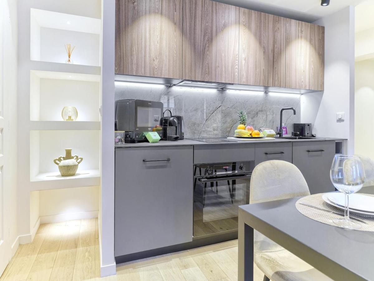 Appartamento Hyper Centre-duplex De Charme- Luxe-clim Reversible- 10mn Place Massena Nizza